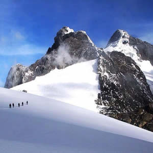 Climbing Mount Rwenzori
