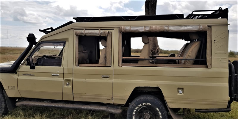 Hire 4x4 Safari Jeep